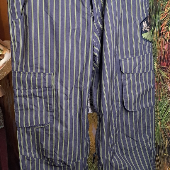 Burton, the white collection men's size medium - Picture 3 of 15